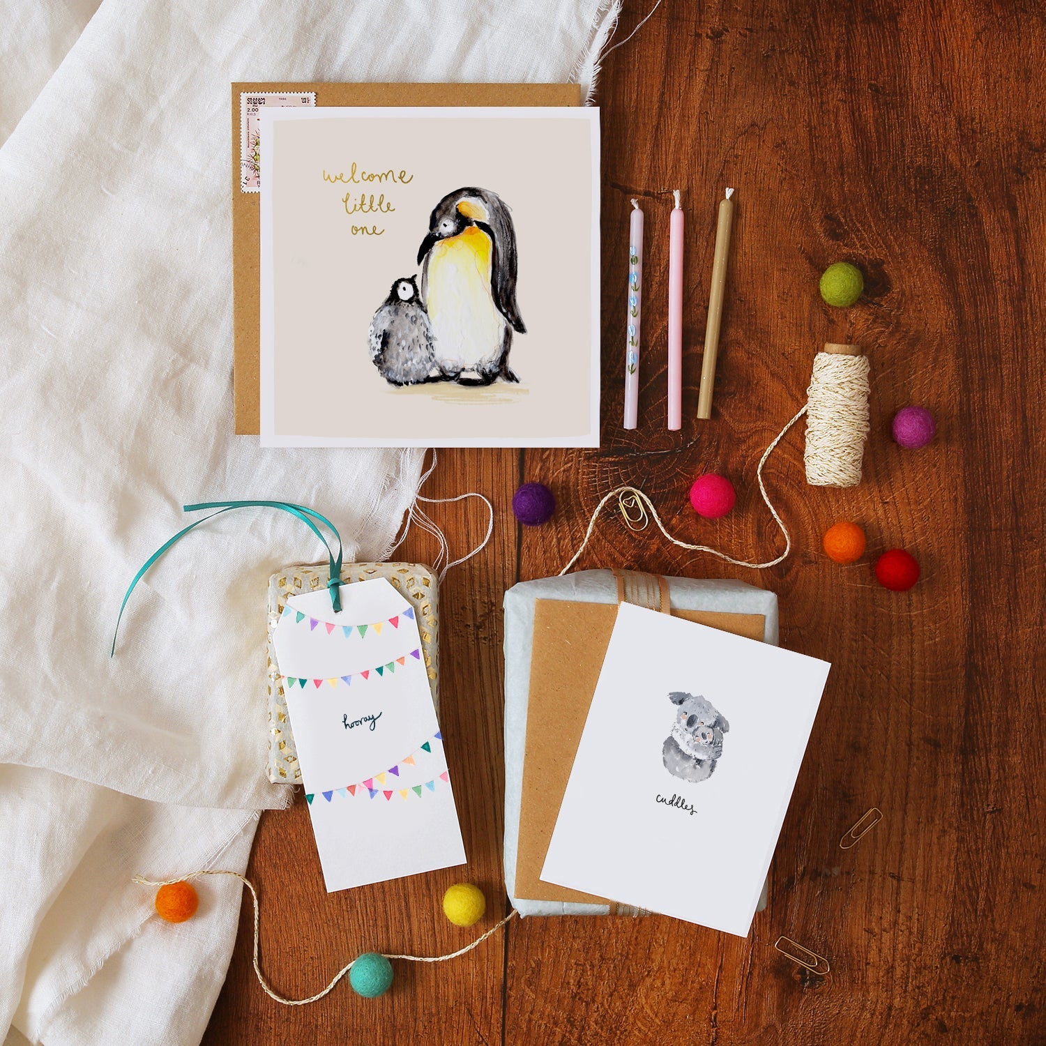 Koalas Cuddles Mini Card